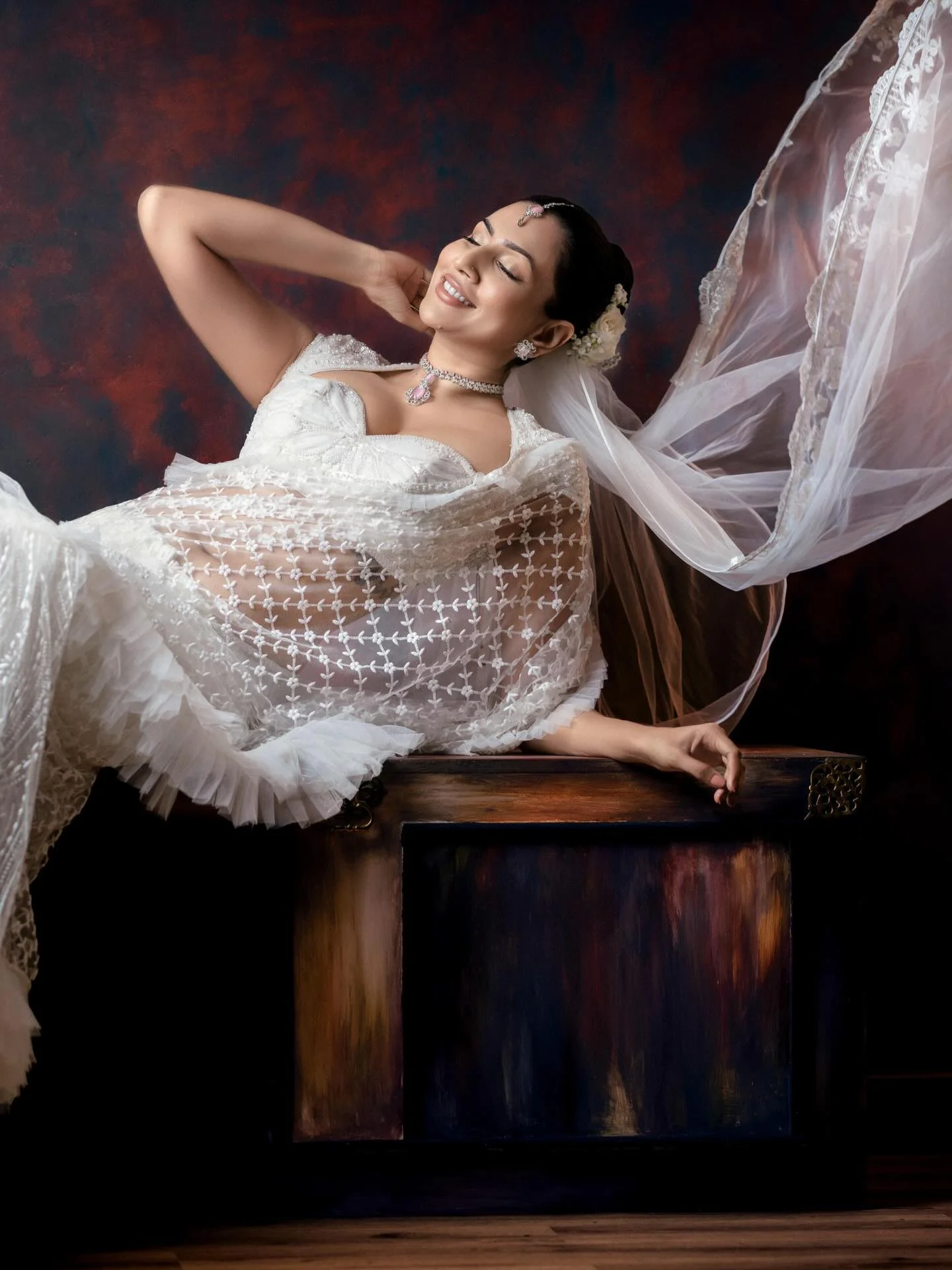 Photo by Amanda Silva on March 21, 2026. May be an image of one or more people, makeup and text.