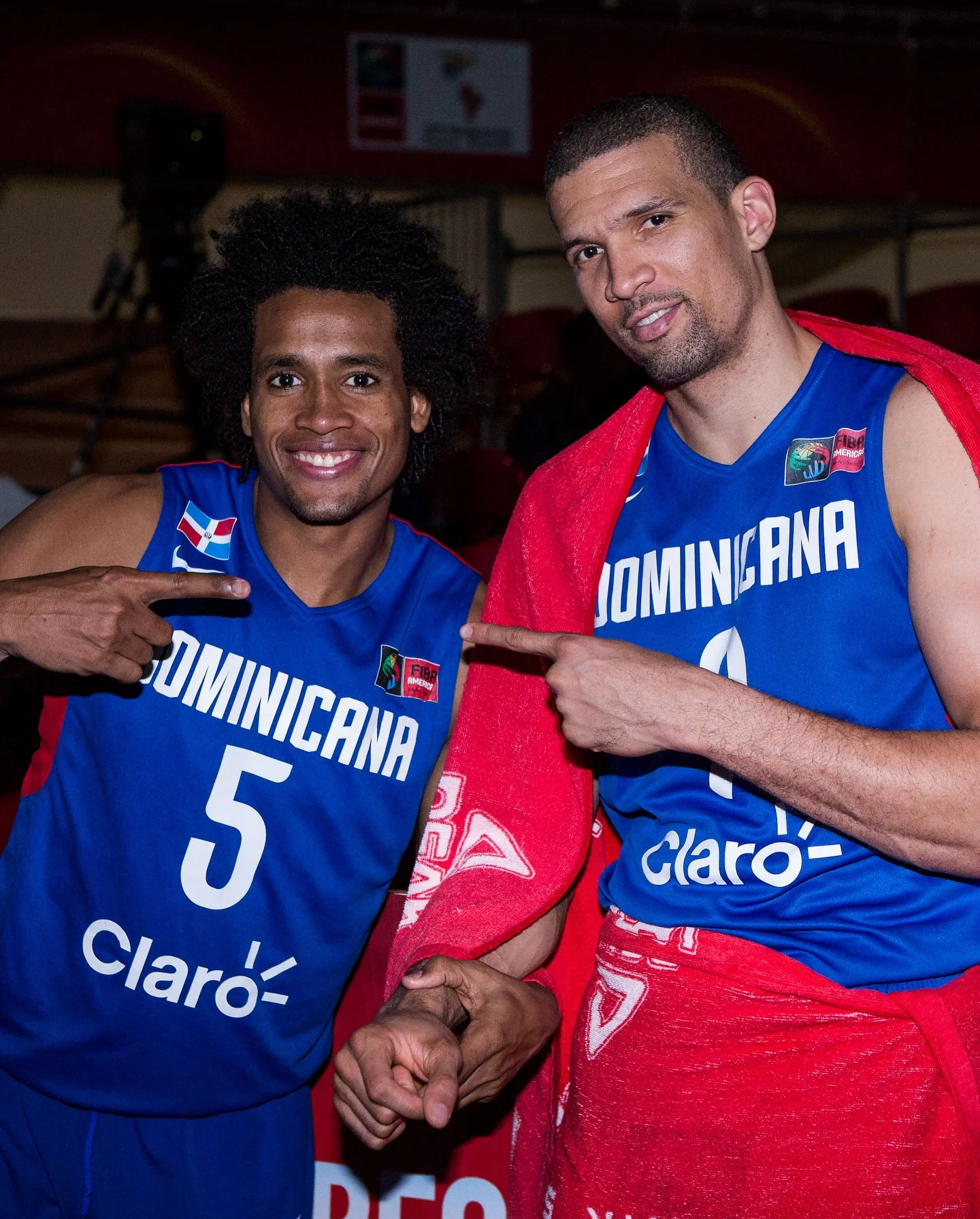 Photo by FIBA AmeriCup on March 25, 2026. May be an image of basketball and text that says 'MOrpa JOMIN IOMINGANA ANA UMINICANP BMCR 5 Claró- Glaro-'.