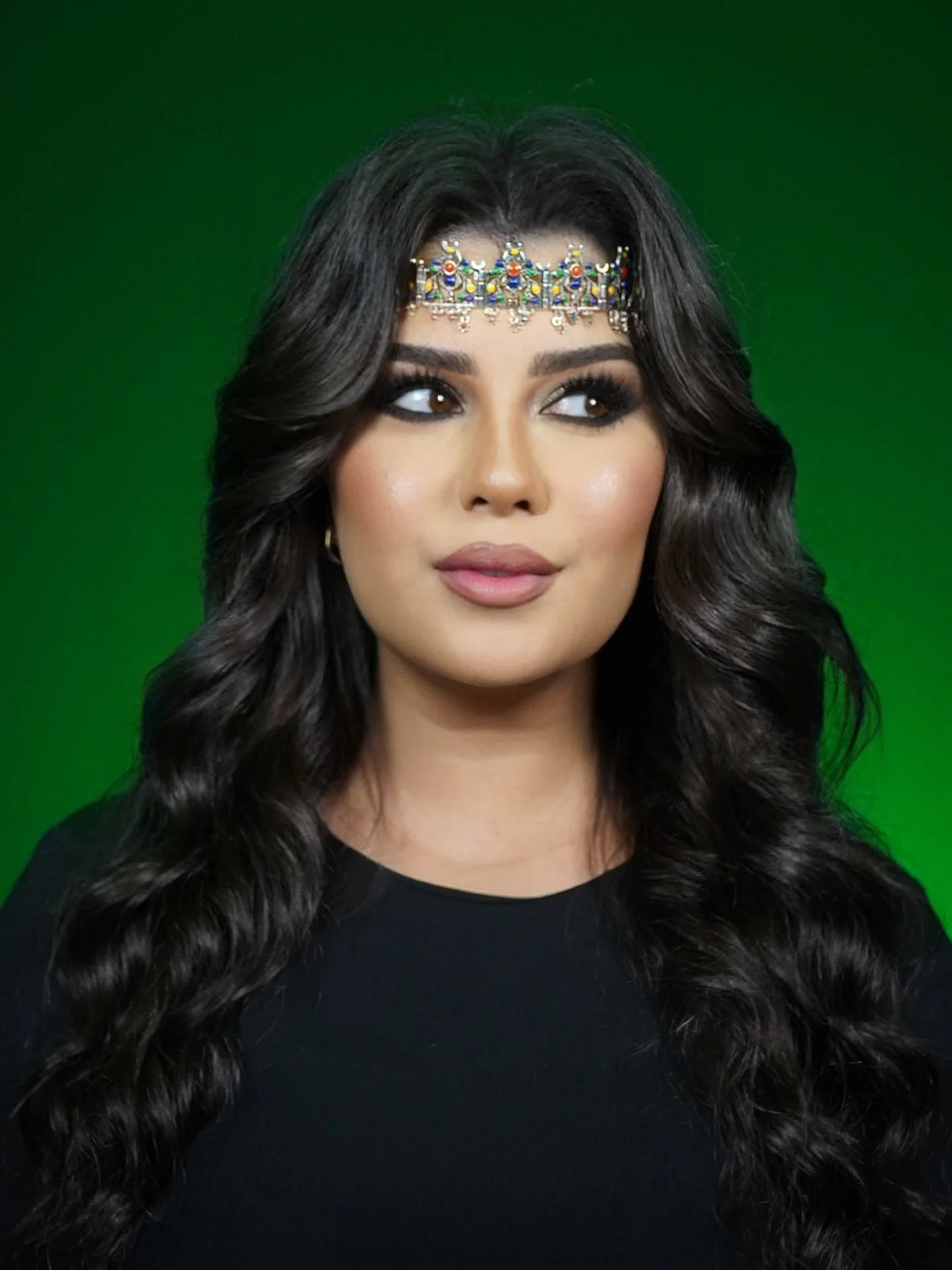 Photo by Bamohamed Amina on February 14, 2026. May be a closeup of one or more people, henna, hair, eyeliner, makeup and text.