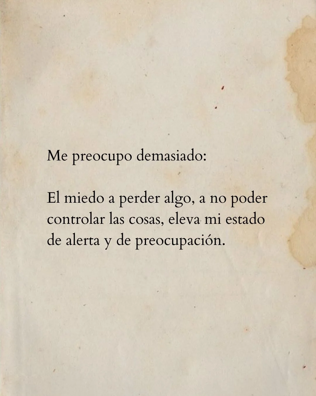 Photo by Luz en letras on February 23, 2026. May be a meme of pie and text that says 'Me preocupo demasiado: El miedo a perder algo, a no poder controlar las cosas, eleva mi mi estado de alerta y de preocupación.'.